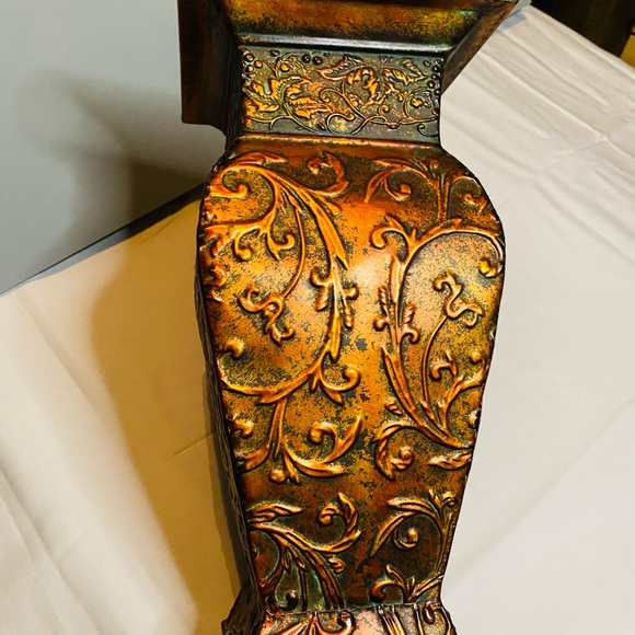 Vase - Picture 3 of 3